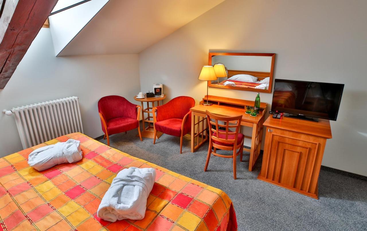 Lh Hotel Dvorak Tabor Congress & Wellness Екстер'єр фото