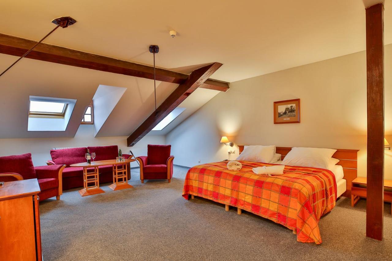 Lh Hotel Dvorak Tabor Congress & Wellness Екстер'єр фото